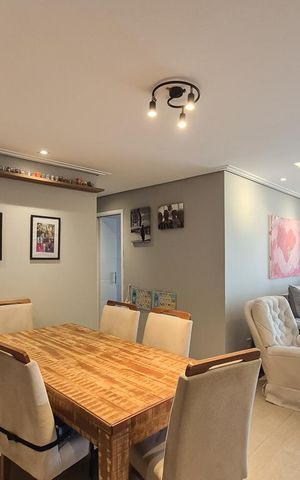 Apartamento à venda com 104m², 3 quartos e 2 vagas Apartamento à venda com 104m², 3 quartos e 2 vagasSala