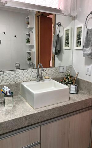 Apartamento à venda com 76m², 2 quartos e 1 vaga Apartamento à venda com 76m², 2 quartos e 1 vagaBanheiro