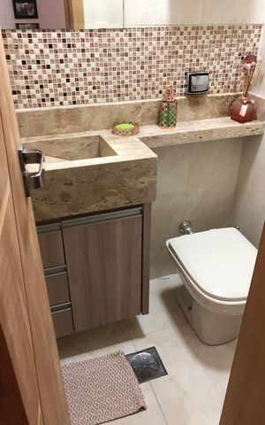 Apartamento à venda com 76m², 2 quartos e 1 vaga Apartamento à venda com 76m², 2 quartos e 1 vagaBanheiro