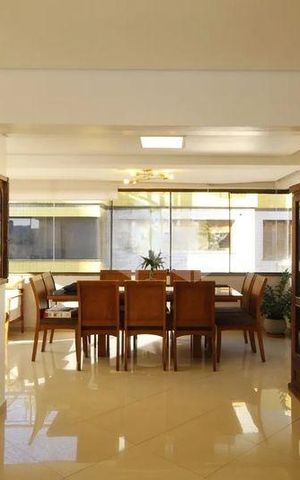 Apartamento para alugar com 241m², 3 quartos e 2 vagas