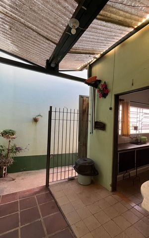 Casa para alugar com 263m², 3 quartos e 2 vagas Casa para alugar com 263m², 3 quartos e 2 vagasÁrea externa