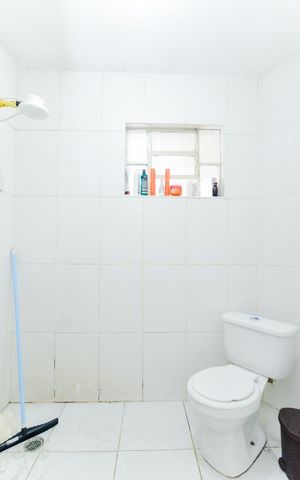 Casa à venda com 350m², 4 quartos e 3 vagasBanheiro Casa 2