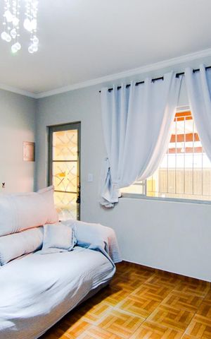 Casa à venda com 350m², 4 quartos e 3 vagasSala