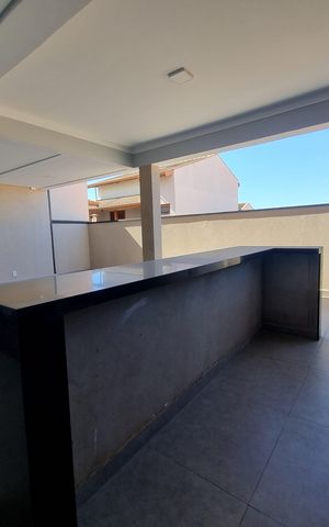 Casa de condomínio à venda com 200m², 3 quartos e 4 vagas