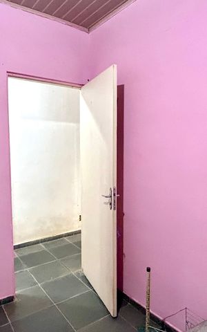 Casa para alugar com 220m², 5 quartos e sem vaga Casa para alugar com 220m², 5 quartos e sem vagaQuarto 3