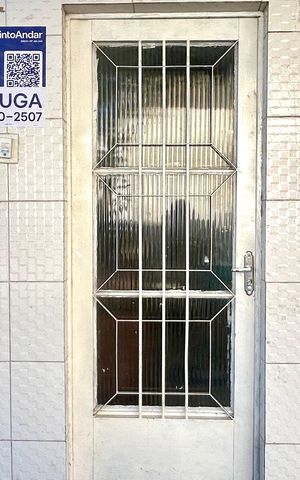 Casa para alugar com 220m², 5 quartos e sem vaga Casa para alugar com 220m², 5 quartos e sem vagaPlaca instalada na fachada do imóvel