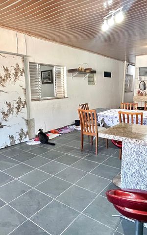 Casa para alugar com 220m², 5 quartos e sem vaga Casa para alugar com 220m², 5 quartos e sem vagaCozinha