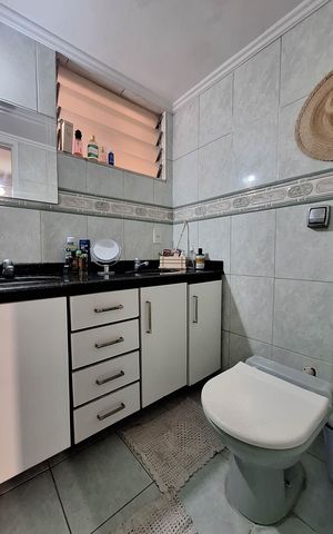Apartamento à venda com 85m², 3 quartos e 1 vaga Apartamento à venda com 85m², 3 quartos e 1 vagaBanheiro da Suíte 1