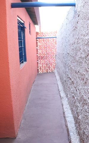 Casa para alugar com 100m², 2 quartos e 1 vagaÁrea externa