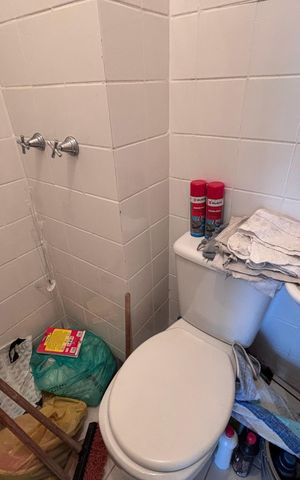 Apartamento à venda com 75m², 2 quartos e 1 vaga Apartamento à venda com 75m², 2 quartos e 1 vagaBanheiro de serviço