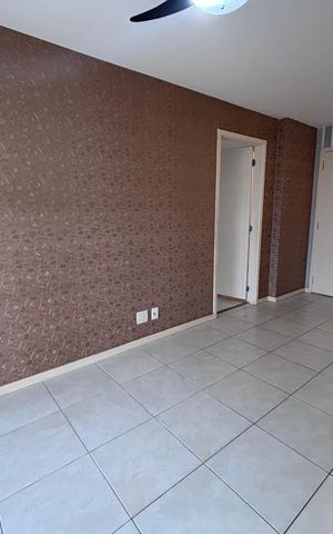 Apartamento à venda com 75m², 2 quartos e 1 vaga Apartamento à venda com 75m², 2 quartos e 1 vagaSala