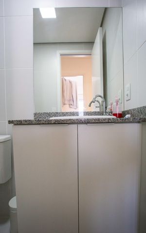 Apartamento à venda com 56m², 2 quartos e 1 vagaBanheiro Social
