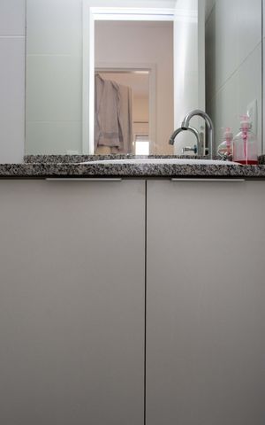 Apartamento à venda com 56m², 2 quartos e 1 vagaBanheiro Social