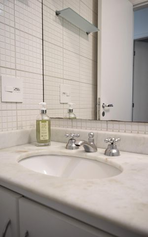 Apartamento para alugar com 52m², 2 quartos e 1 vagaBanheiro