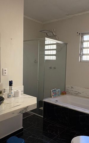 Casa para alugar com 525m², 3 quartos e 2 vagas