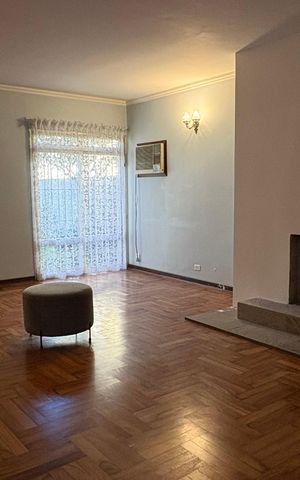 Casa para alugar com 525m², 3 quartos e 2 vagas