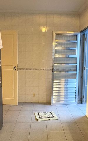 Casa para alugar com 525m², 3 quartos e 2 vagas