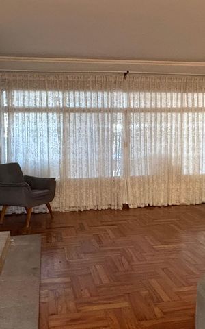 Casa para alugar com 525m², 3 quartos e 2 vagas
