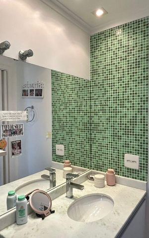 Apartamento à venda com 174m², 4 quartos e 3 vagas Apartamento à venda com 174m², 4 quartos e 3 vagasBanheiro Suíte 4