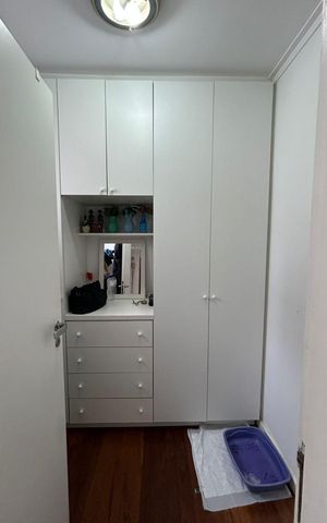 Apartamento à venda com 174m², 4 quartos e 3 vagas Apartamento à venda com 174m², 4 quartos e 3 vagasQuarto de Serviço
