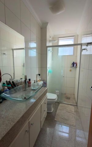 Apartamento à venda com 140m², 3 quartos e 2 vagas Apartamento à venda com 140m², 3 quartos e 2 vagasBanheiro