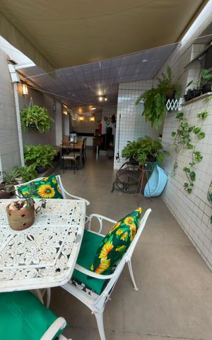 Apartamento à venda com 140m², 3 quartos e 2 vagas Apartamento à venda com 140m², 3 quartos e 2 vagasÁrea externa