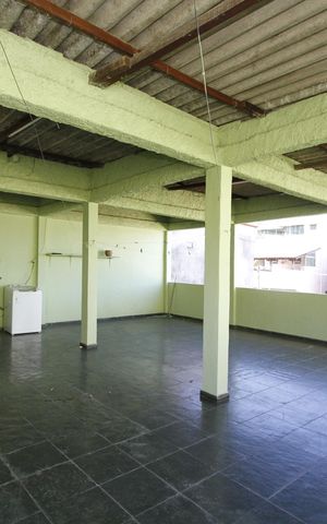 Casa à venda com 360m², 4 quartos e 4 vagasTerraço