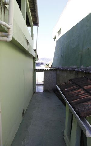 Casa à venda com 360m², 4 quartos e 4 vagasÁrea externa