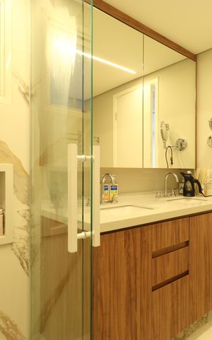 Apartamento à venda com 163m², 3 quartos e 3 vagasBanheiro da Suíte 2