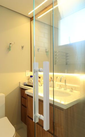 Apartamento à venda com 163m², 3 quartos e 3 vagasBanheiro da Suíte 1