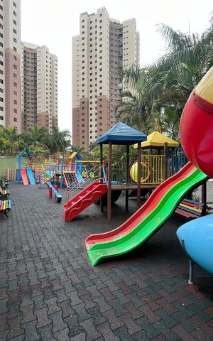 Apartamento para alugar com 68m², 2 quartos e 1 vaga Apartamento para alugar com 68m², 2 quartos e 1 vagaÁrea comum - Playground