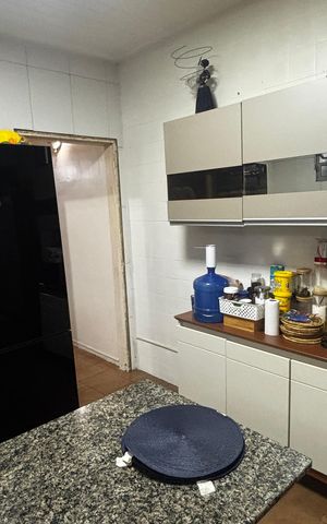 Casa à venda com 165m², 2 quartos e 2 vagas Casa à venda com 165m², 2 quartos e 2 vagasCozinha