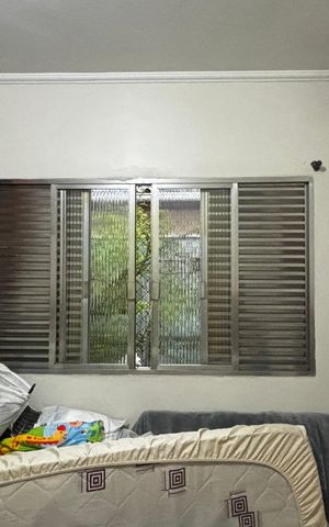 Casa à venda com 165m², 2 quartos e 2 vagas Casa à venda com 165m², 2 quartos e 2 vagasQuarto 1