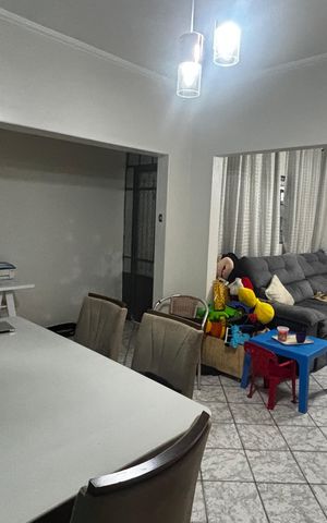 Casa à venda com 165m², 2 quartos e 2 vagas Casa à venda com 165m², 2 quartos e 2 vagasSala - Sala de Jantar