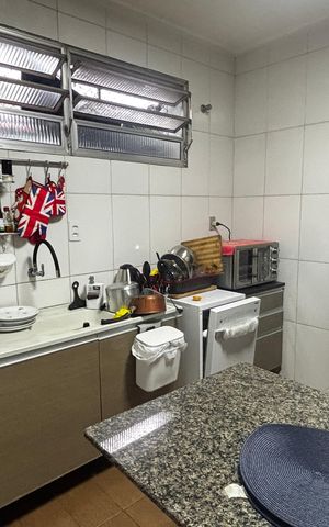 Casa à venda com 165m², 2 quartos e 2 vagas Casa à venda com 165m², 2 quartos e 2 vagasCozinha