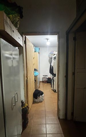 Casa à venda com 165m², 2 quartos e 2 vagas Casa à venda com 165m², 2 quartos e 2 vagasCorredor