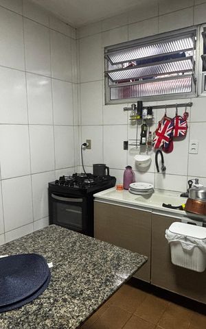 Casa à venda com 165m², 2 quartos e 2 vagas Casa à venda com 165m², 2 quartos e 2 vagasCozinha