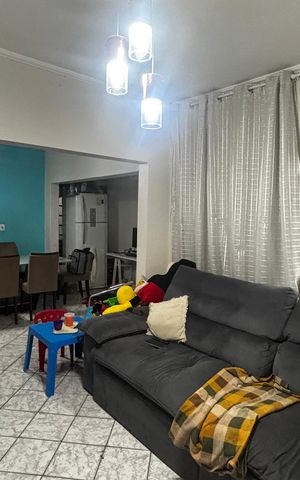 Casa à venda com 165m², 2 quartos e 2 vagas
