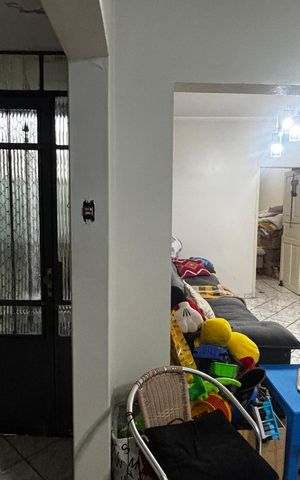 Casa à venda com 165m², 2 quartos e 2 vagas Casa à venda com 165m², 2 quartos e 2 vagasSala - Sala de Jantar