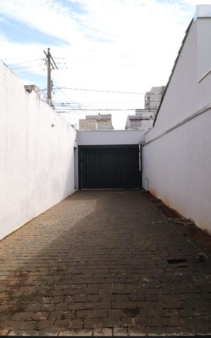 Casa para alugar com 160m², 3 quartos e 4 vagasGaragem