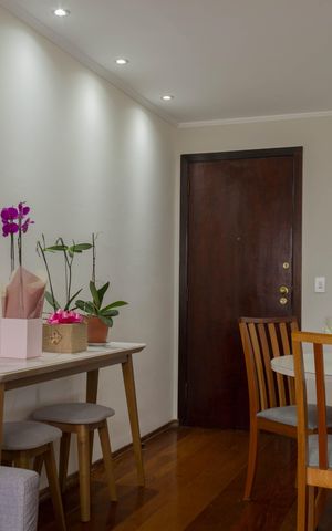 Apartamento à venda com 60m², 2 quartos e 1 vaga Apartamento à venda com 60m², 2 quartos e 1 vagaSala
