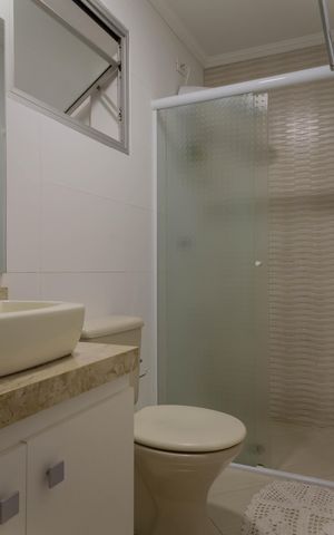 Apartamento à venda com 60m², 2 quartos e 1 vaga Apartamento à venda com 60m², 2 quartos e 1 vagaBanheiro