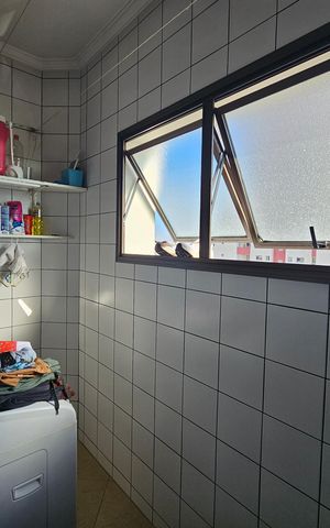 Apartamento à venda com 106m², 3 quartos e 2 vagas Apartamento à venda com 106m², 3 quartos e 2 vagasÁrea de serviço
