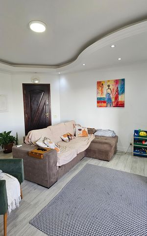 Apartamento à venda com 106m², 3 quartos e 2 vagas Apartamento à venda com 106m², 3 quartos e 2 vagasSala