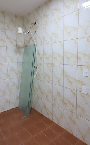 Casa para alugar com 172m², 4 quartos e 2 vagasBanheiro