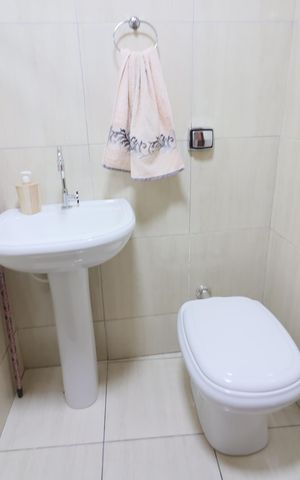 Casa para alugar com 172m², 4 quartos e 2 vagasLavabo