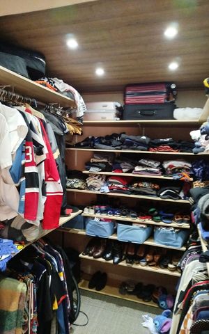 Casa à venda com 480m², 2 quartos e 2 vagascloset
