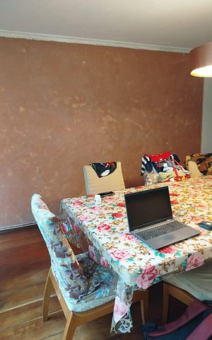 Casa à venda com 480m², 2 quartos e 2 vagasSala