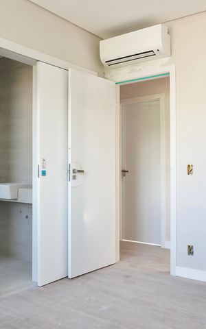 Apartamento à venda com 156m², 4 quartos e 3 vagas Apartamento à venda com 156m², 4 quartos e 3 vagasQuarto 2