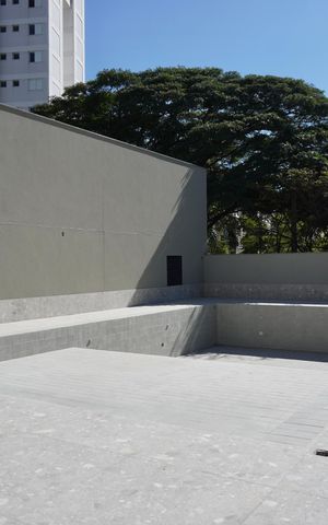 Apartamento à venda com 156m², 4 quartos e 3 vagas Apartamento à venda com 156m², 4 quartos e 3 vagasÁrea comum - Piscina